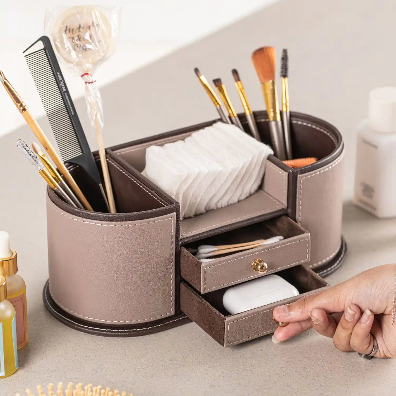 Desk Organiser - Image 28