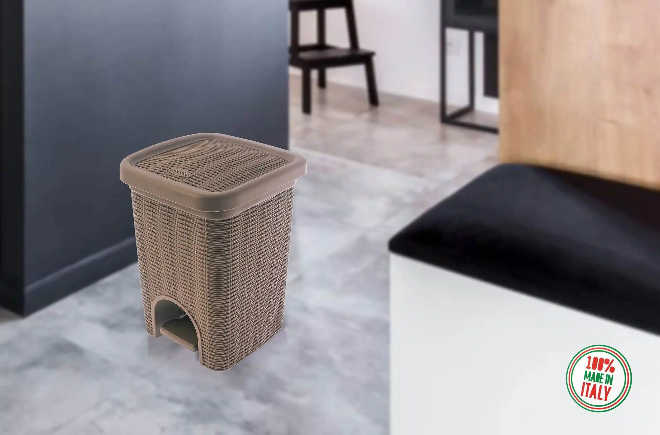 Elegance - Brown 6 Litre Pedal Dustbin With Plastic Bucket Inside For Home, Kitchen, Office Use - Image 3