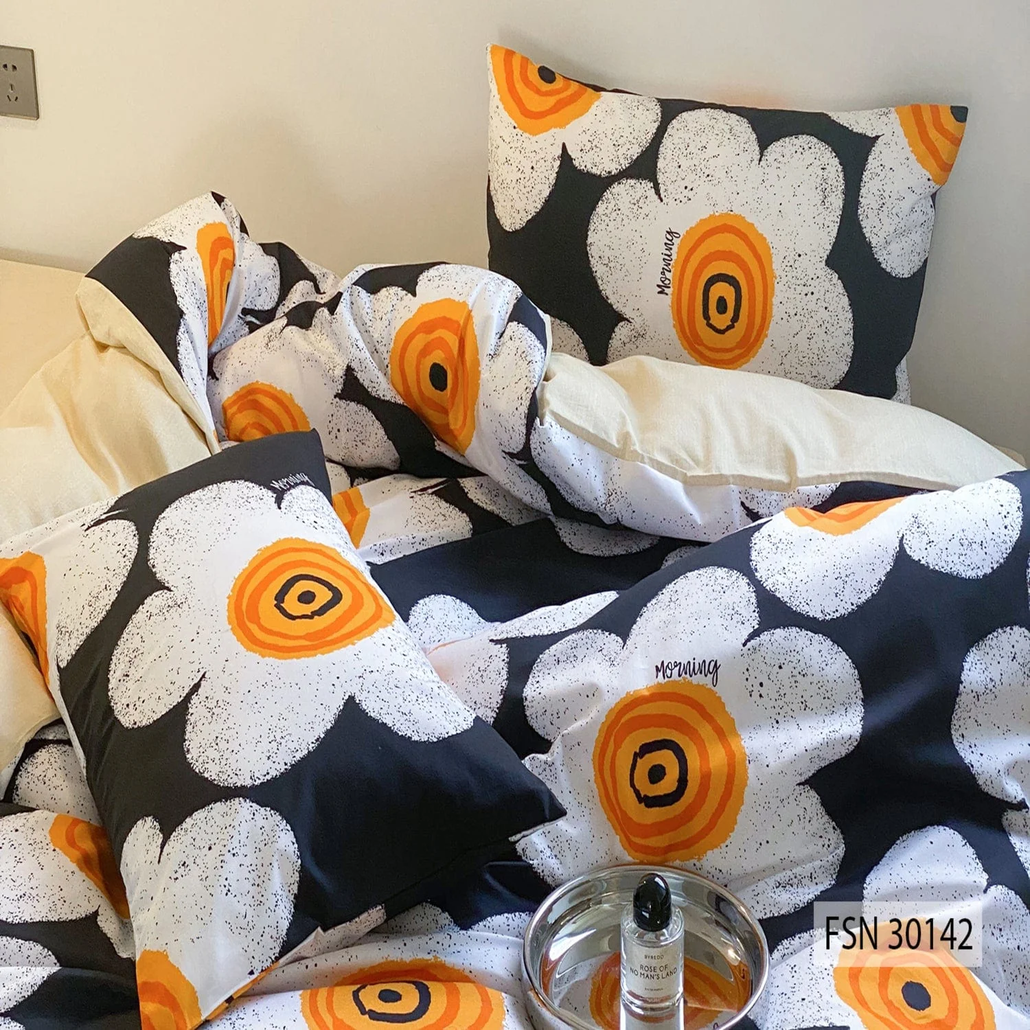 250 Tc Four Seasons Bedsheets - Image 135