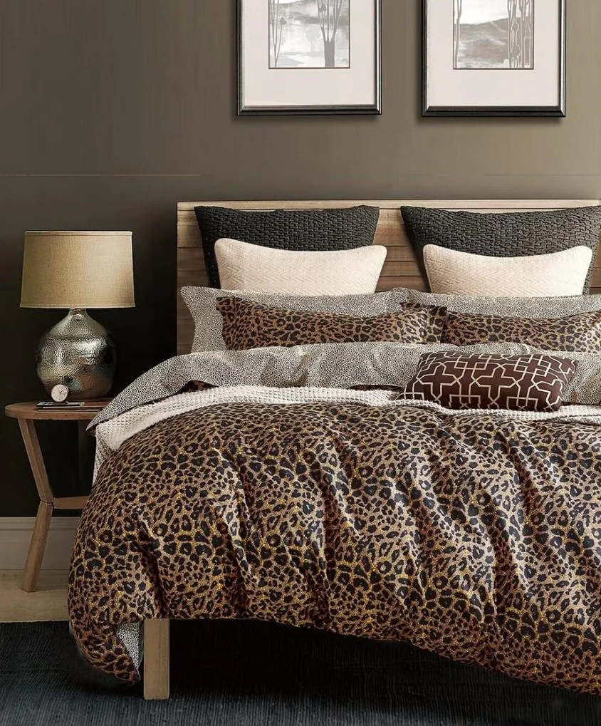 250 Tc Four Seasons Bedsheets - Image 8