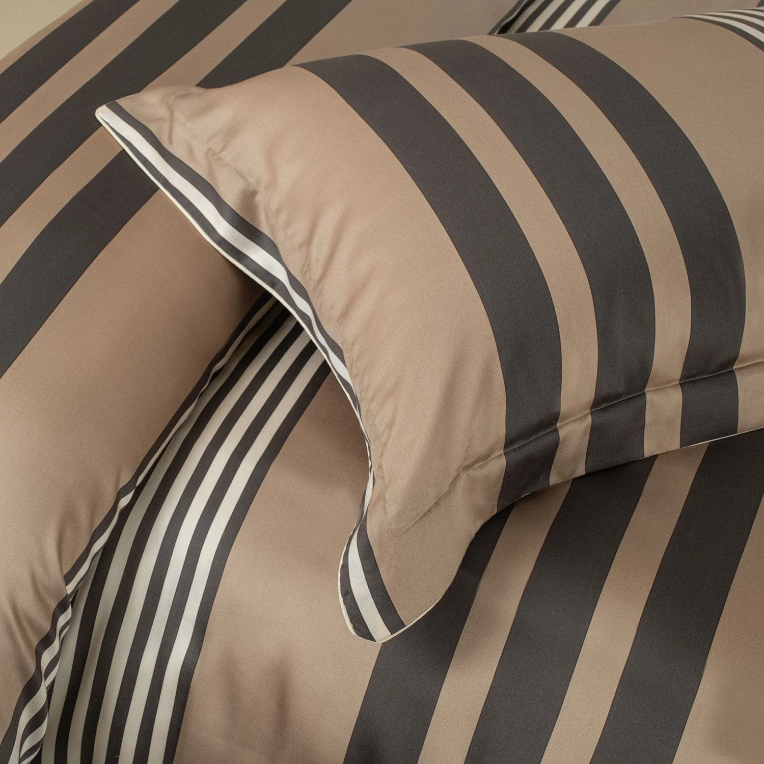 Green House Bamboo Bedding Set - 6 Pcs Set - Image 5