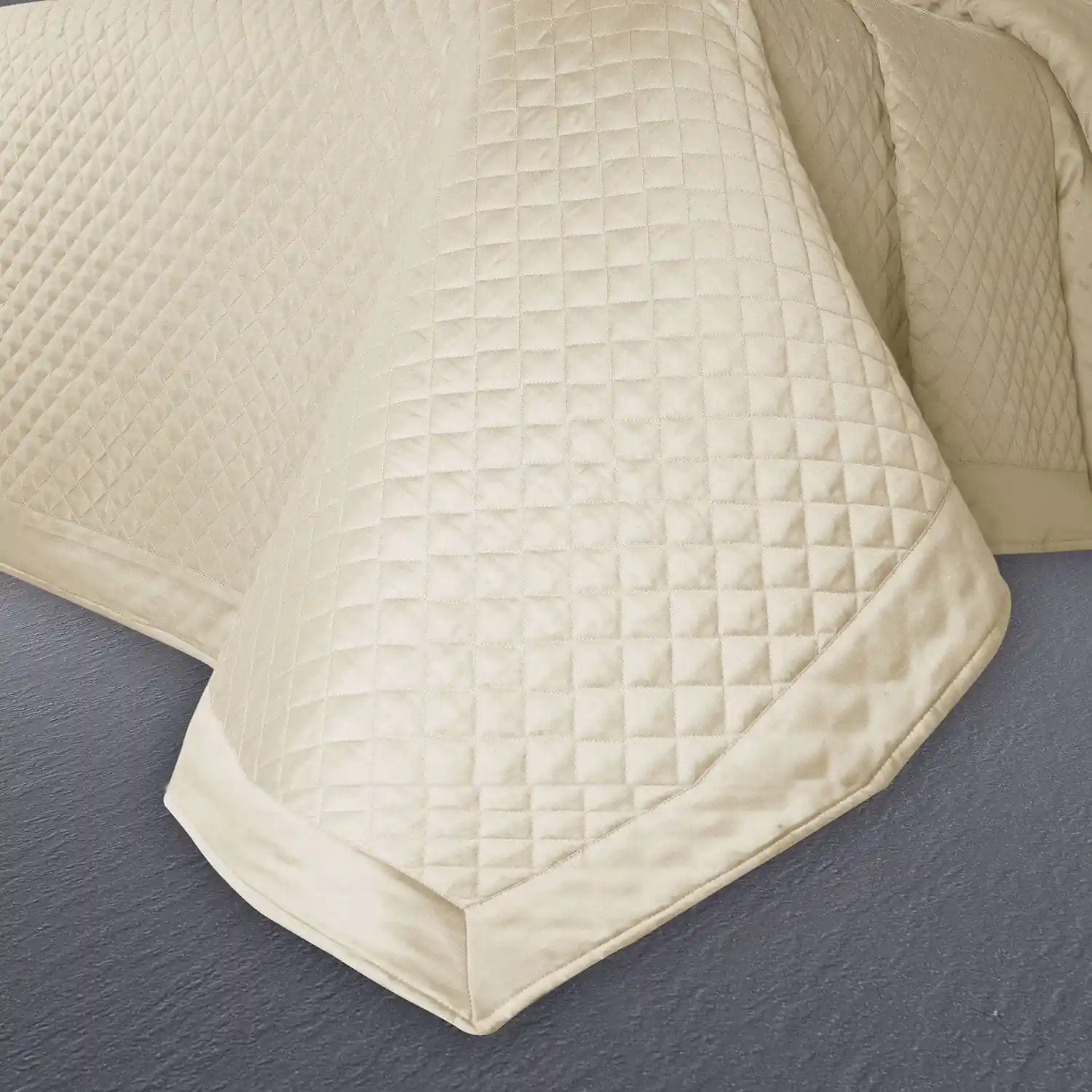 Italian Bedding Collection - Image 3