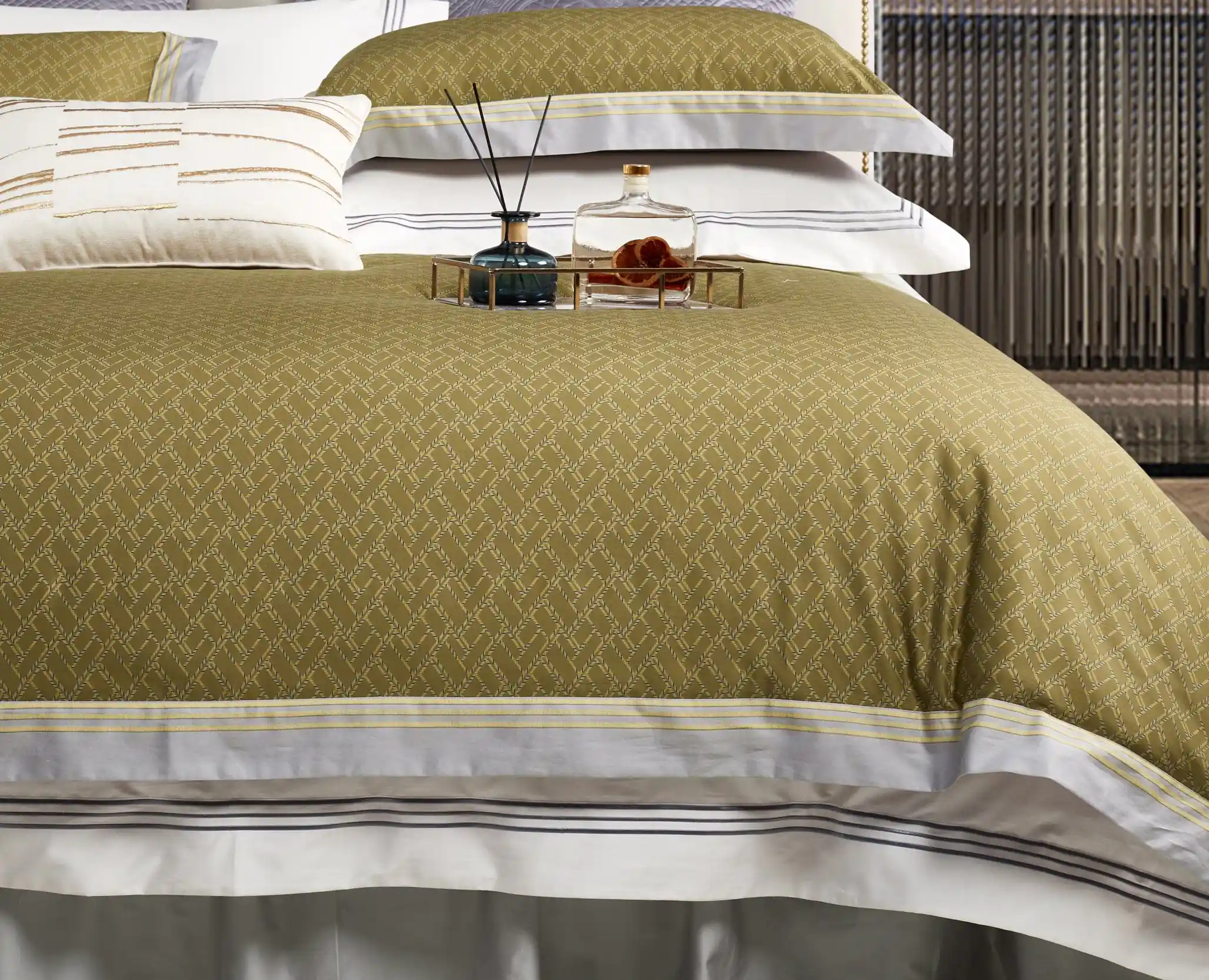 Mansion 4Pc Set - Image 13