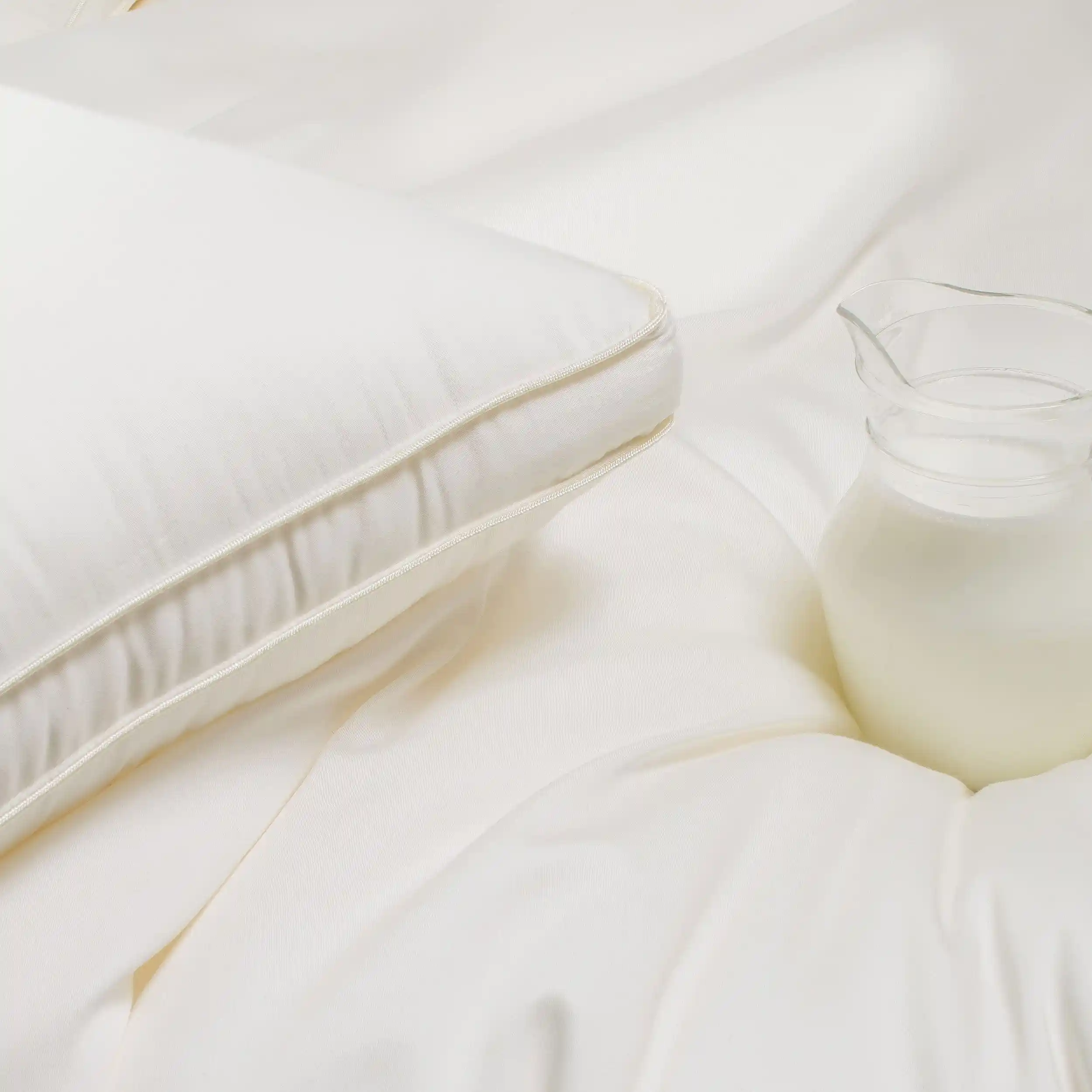 Milk Pillow Filled With Milk Protein Fibres - Image 5