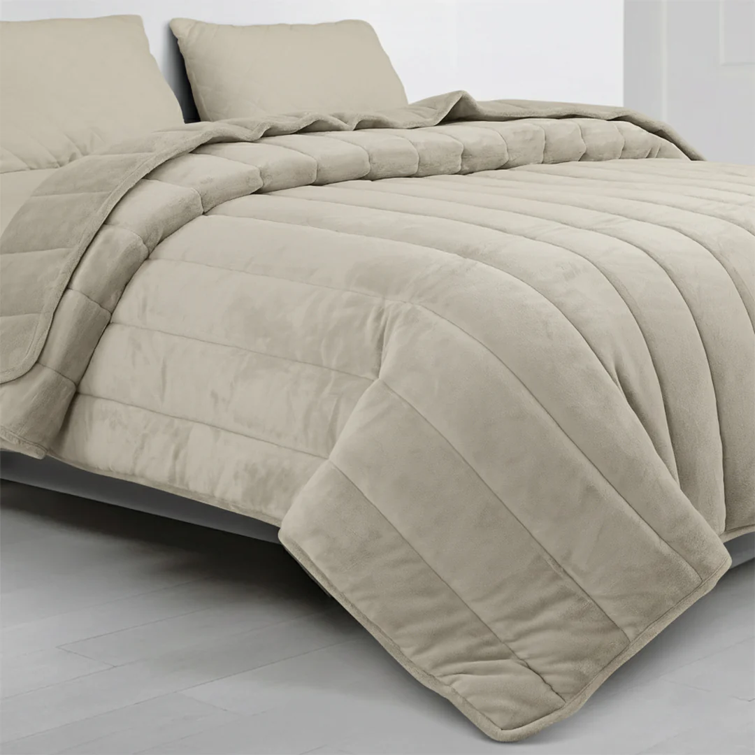 Moonwalker Arctic Polar Fleece Extreme Winter Quilt - 700 GSM - Image 17