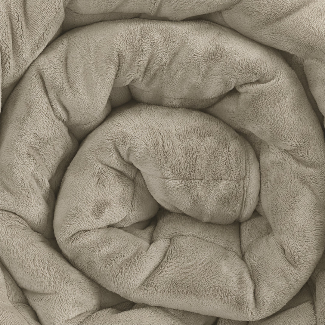 Moonwalker Arctic Polar Fleece Extreme Winter Quilt - 700 GSM - Image 21