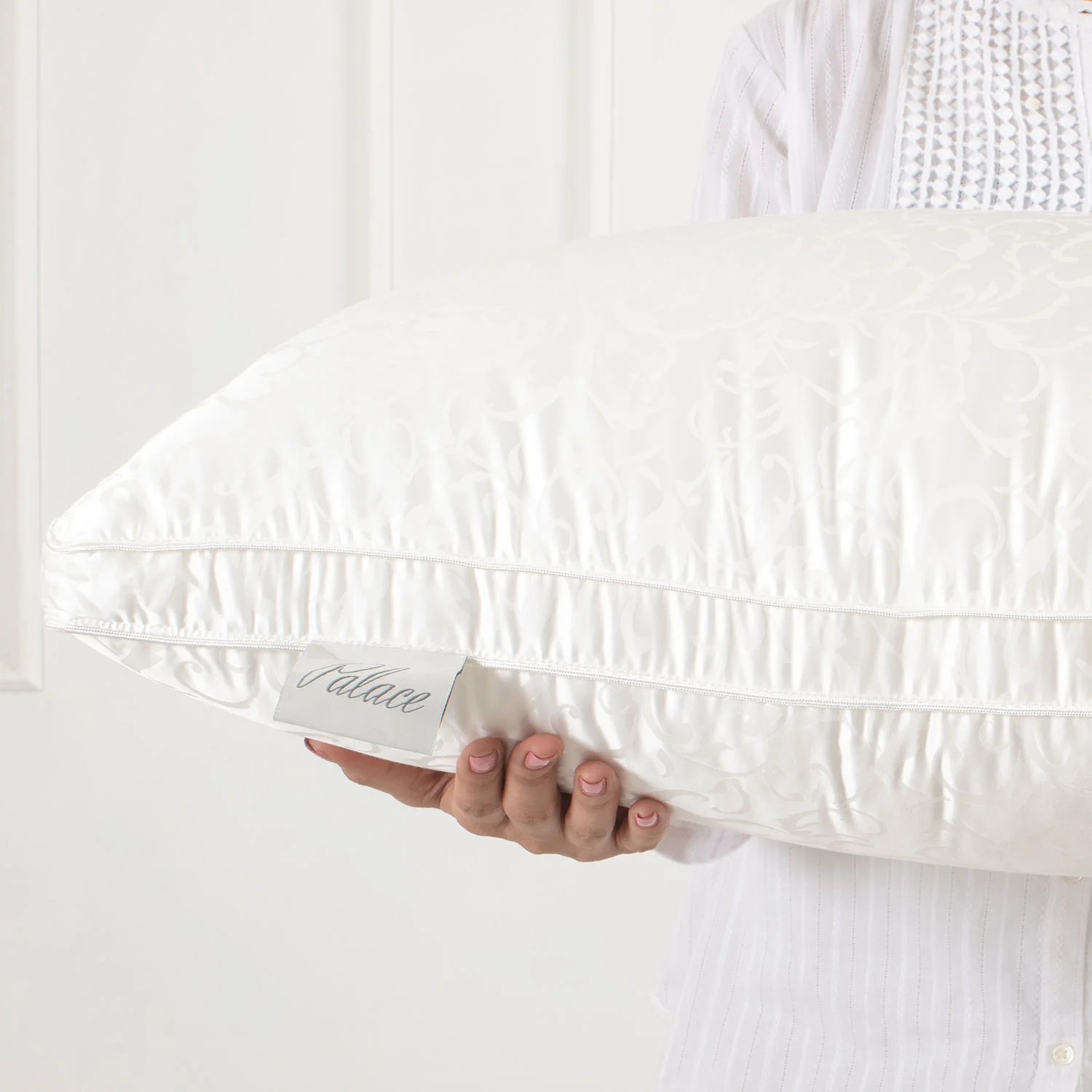 The silk Palace Pillow - Image 6