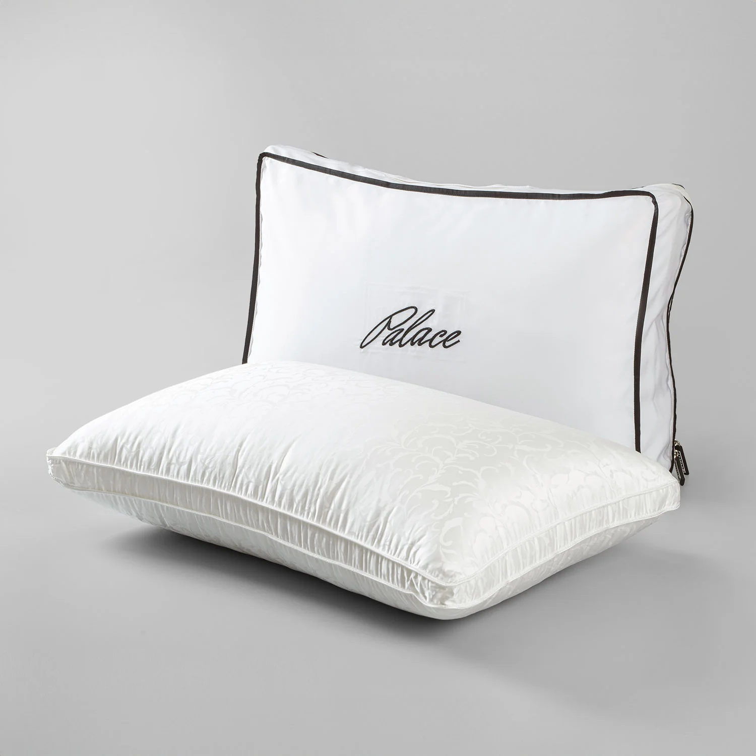 The silk Palace Pillow - Image 9