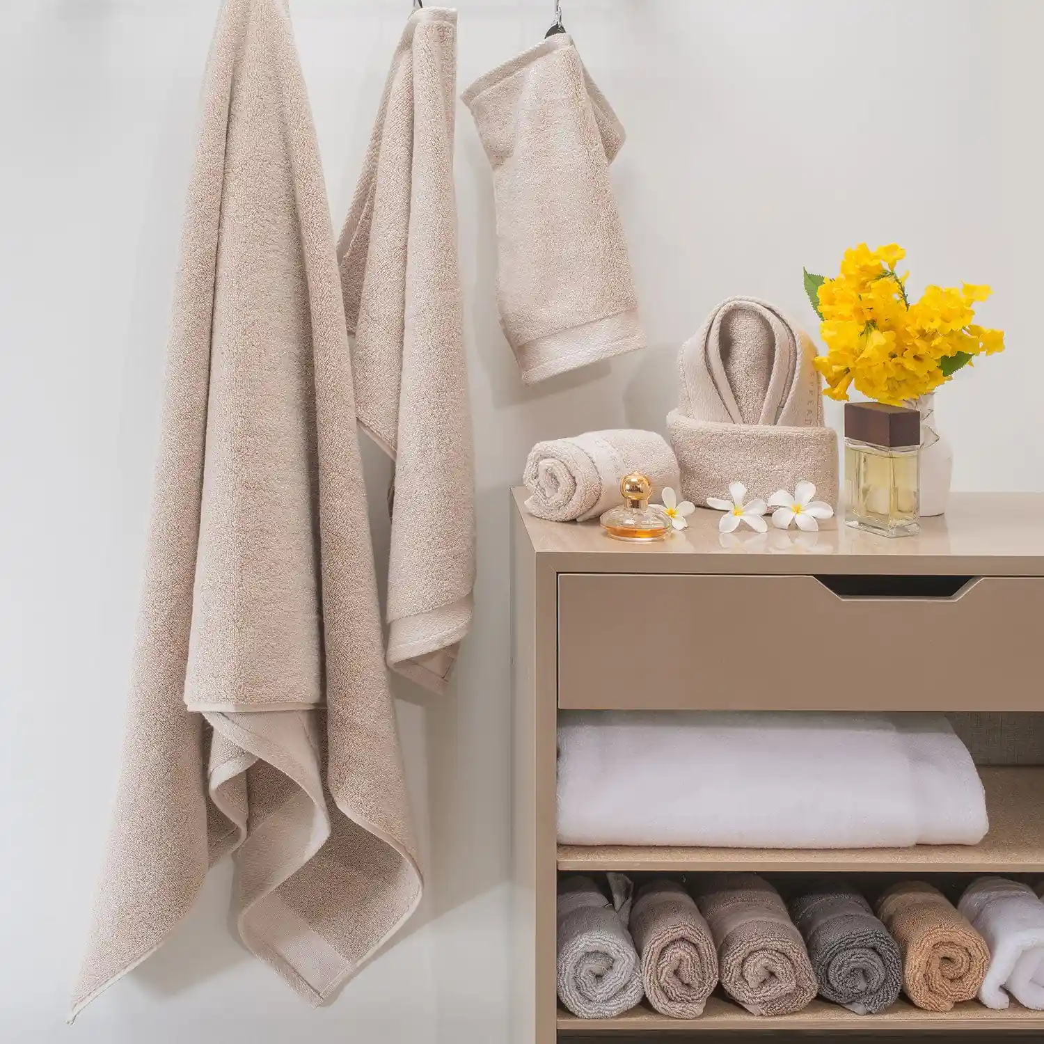 Resort - King Of Towel 3Pc Set - Image 48