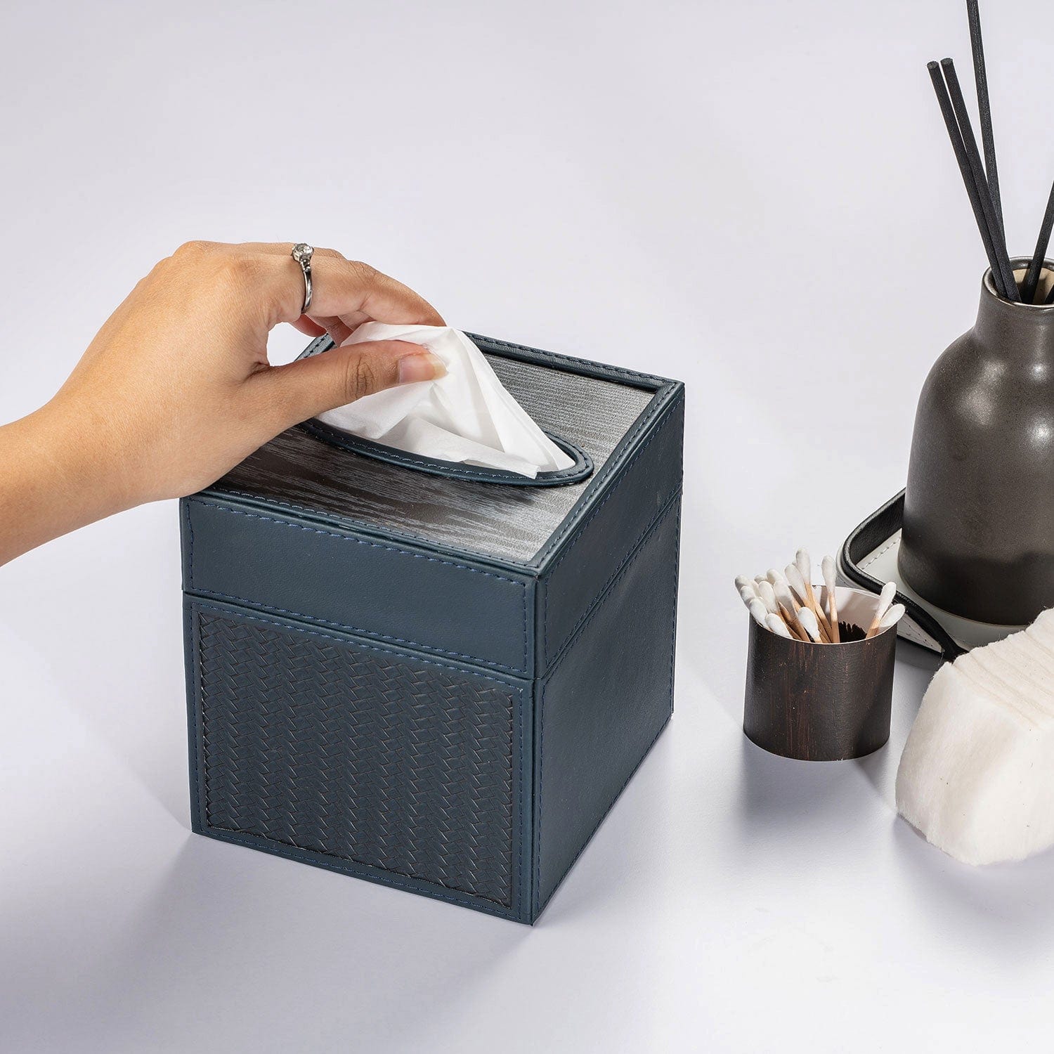 Riggiani Square Tissue Box - Image 21