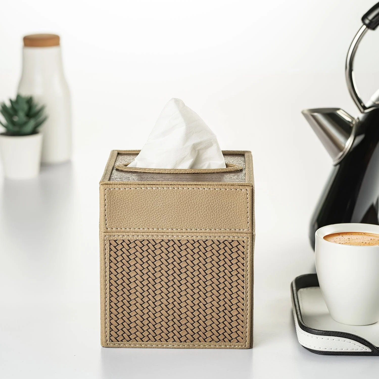 Riggiani Square Tissue Box - Image 28
