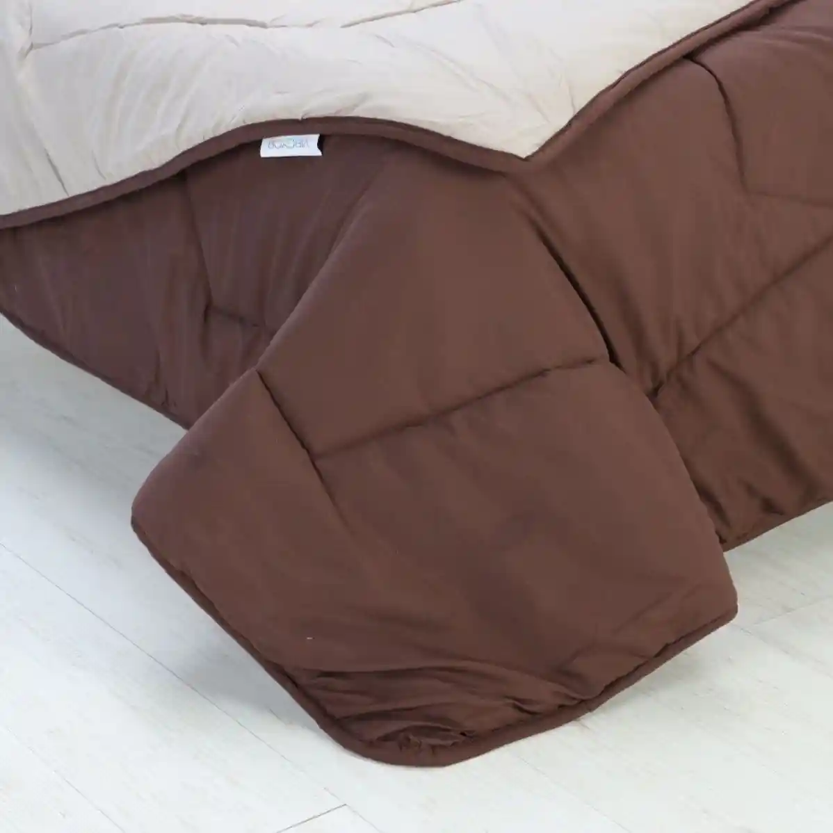 Vibgyor Microfiber Reversible Ac Quilt - 200 GSM - Image 8