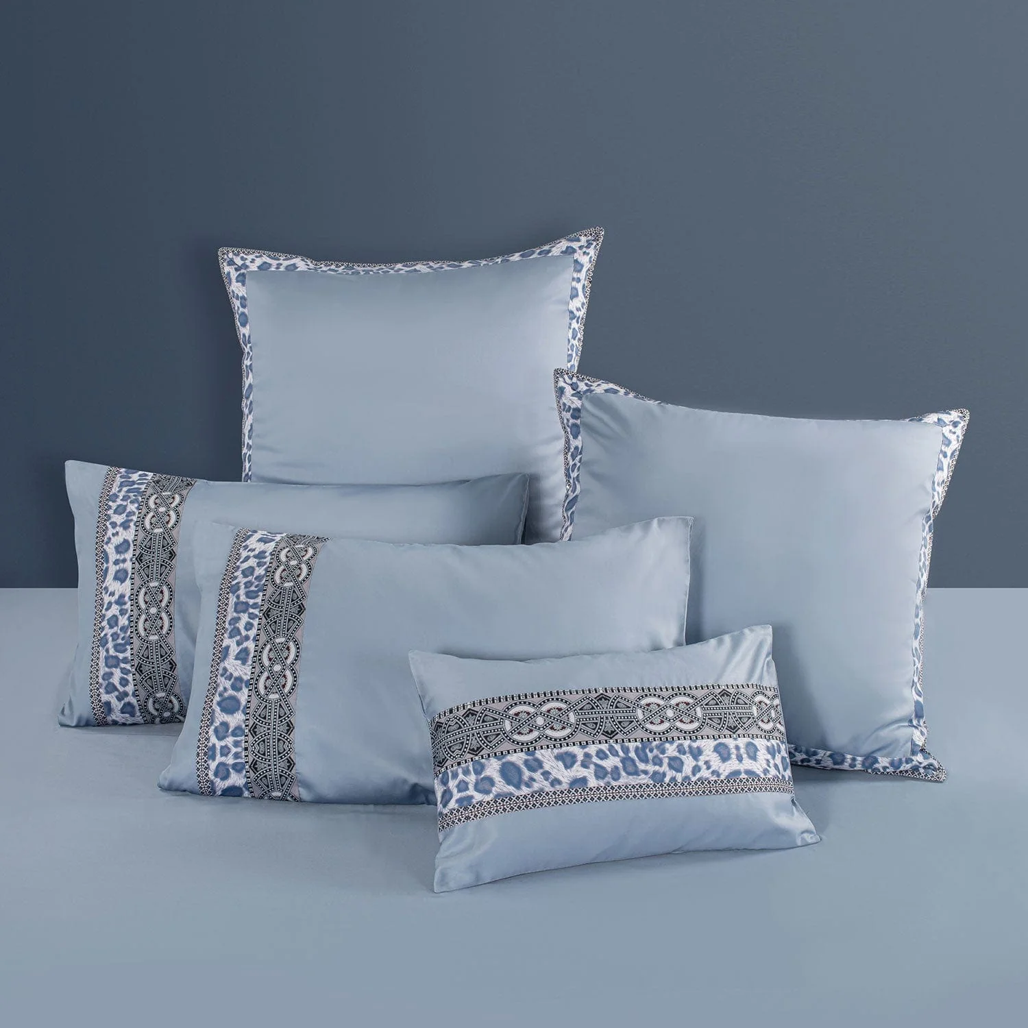 Villa Barcelona 500 Tc Bedding - Image 111