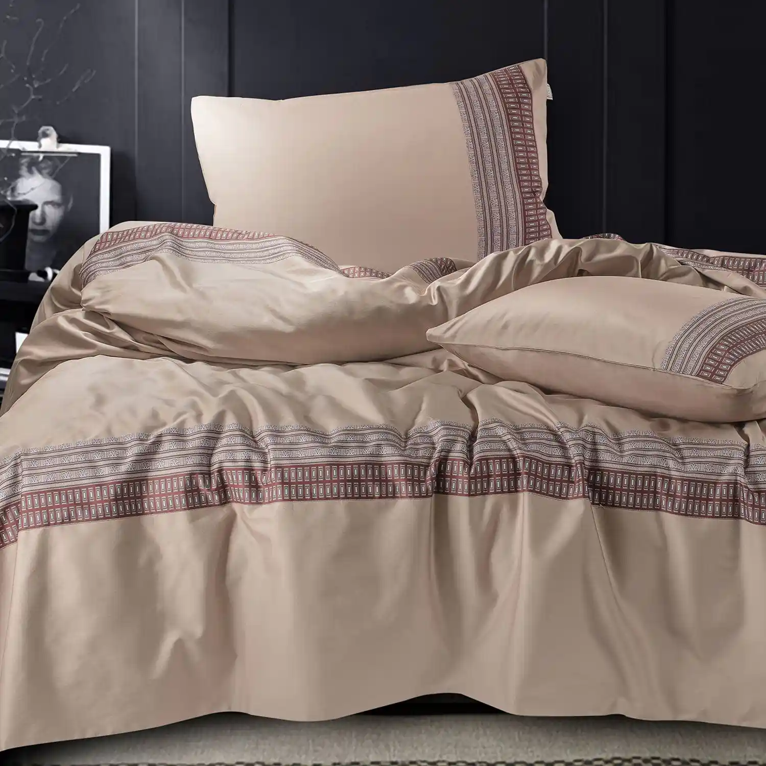 Villa Barcelona 500 Tc Bedsheets - Image 10