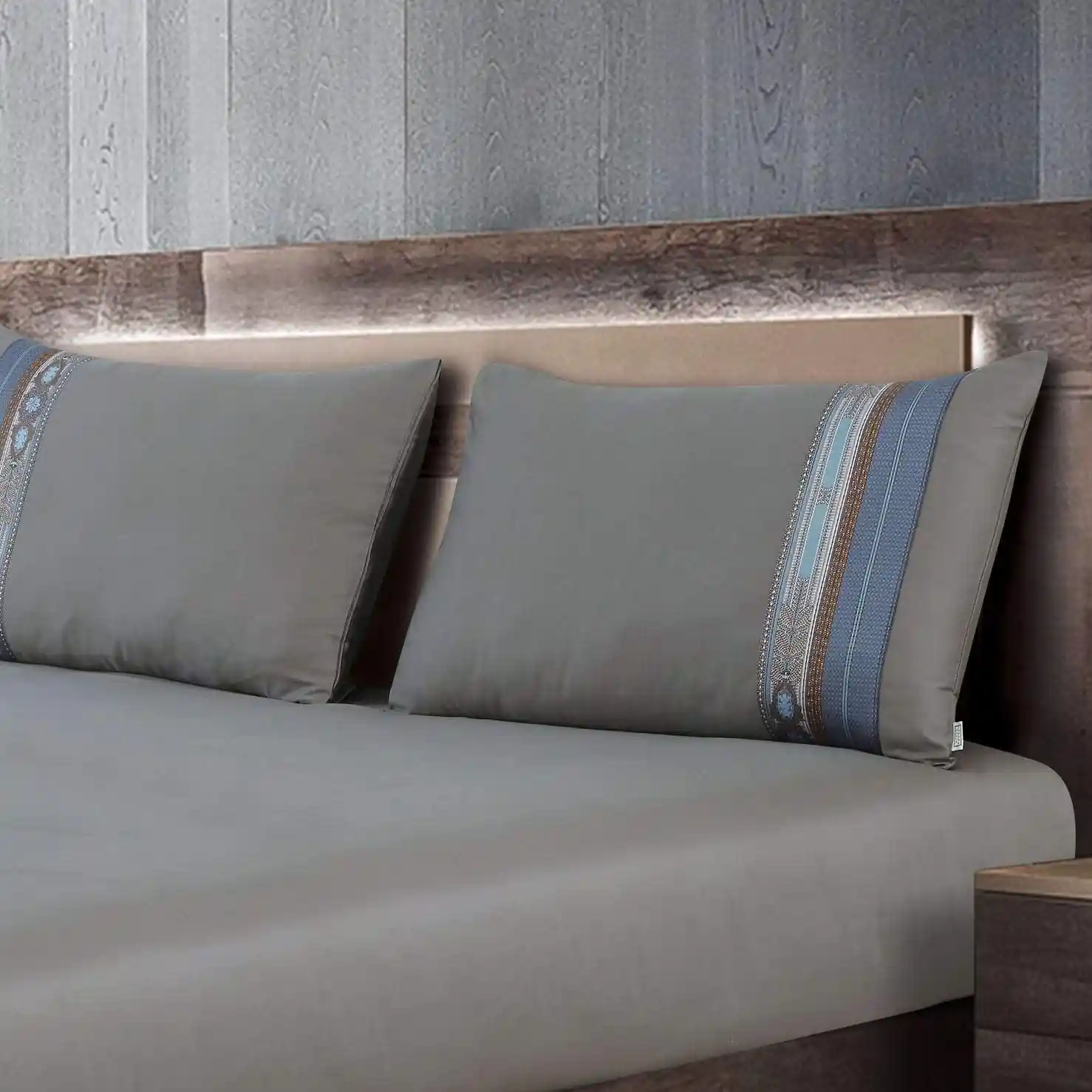 Villa Barcelona 500 Tc Bedsheets - Image 26