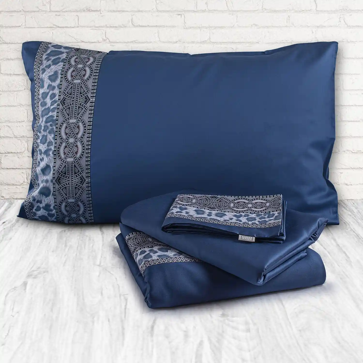 Villa Barcelona 500 Tc Bedsheets - Image 5