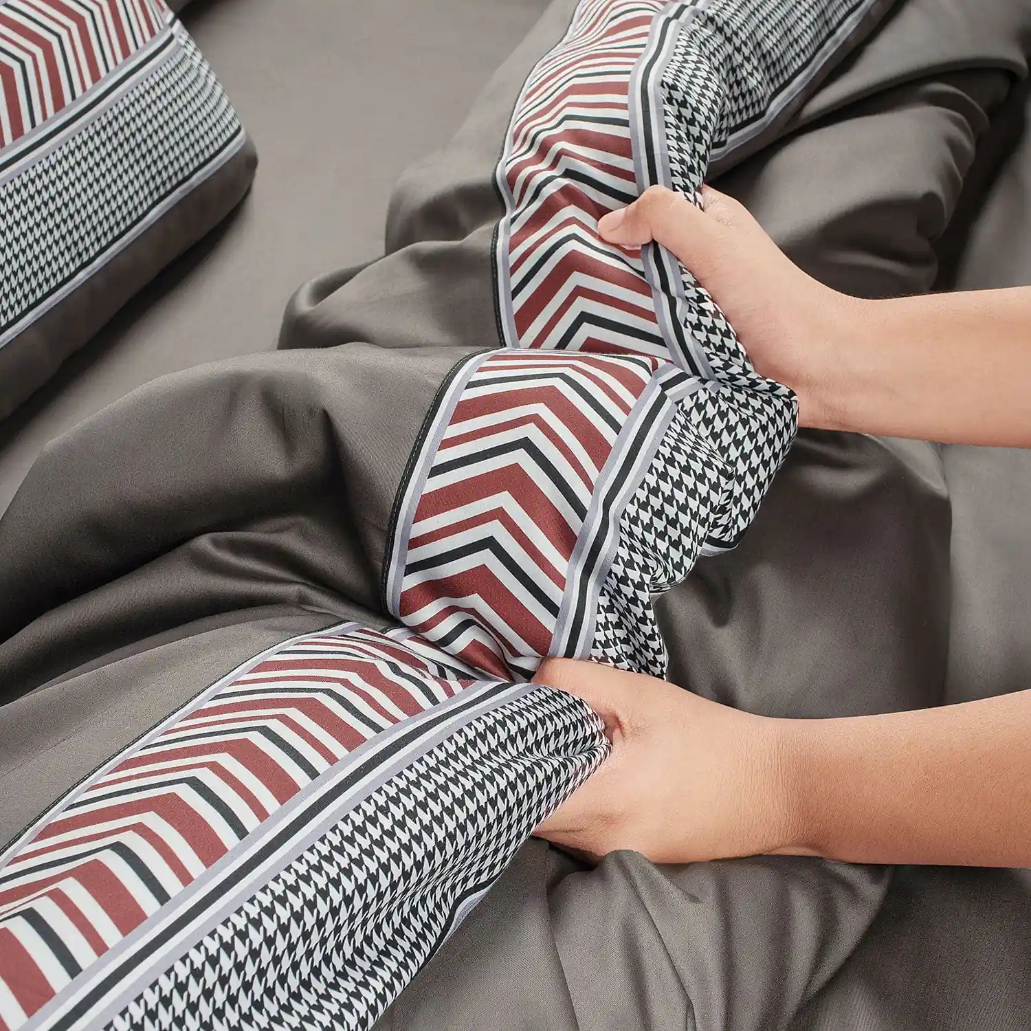 Villa Barcelona 500 Tc Bedsheets - Image 52