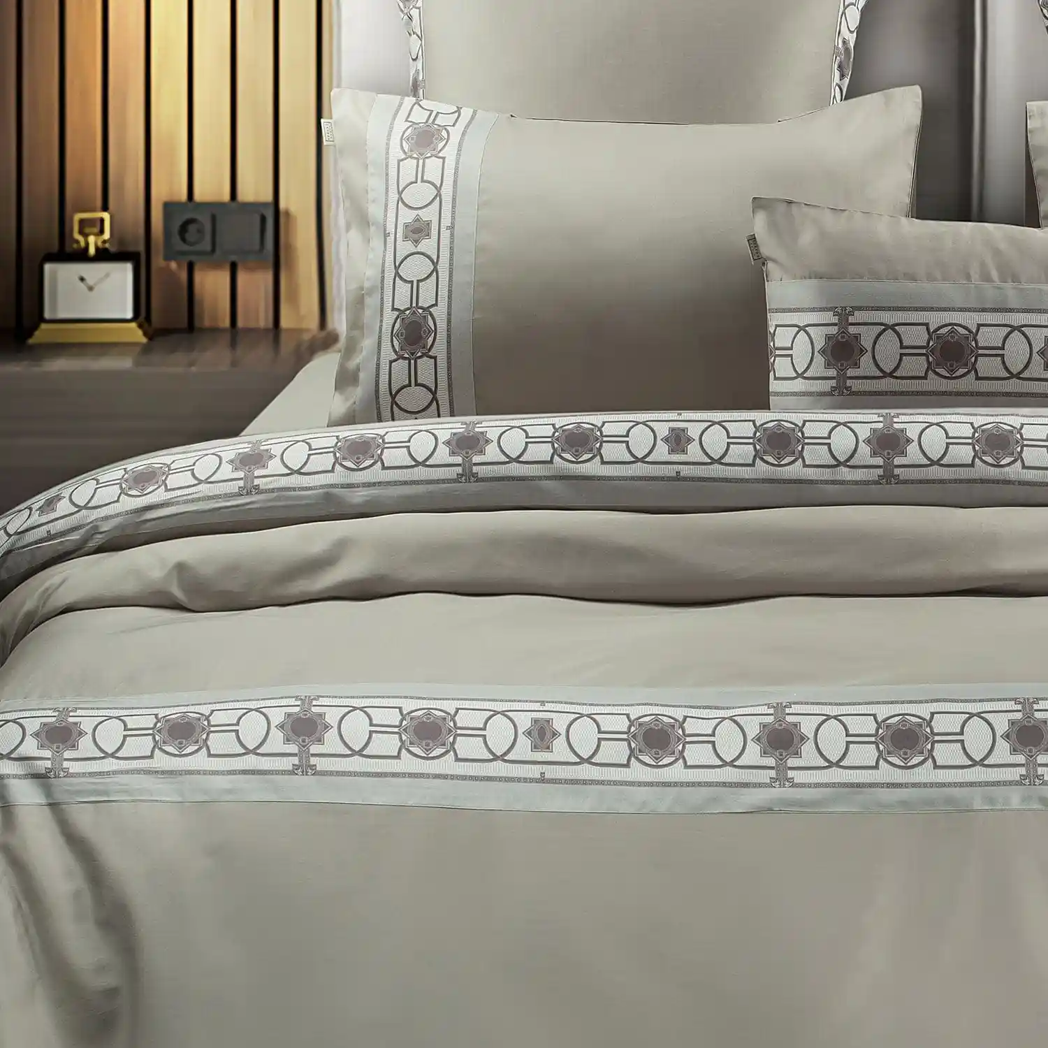 Villa Barcelona 500 Tc Bedsheets - Image 53